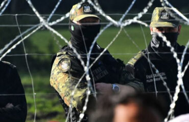 Польша пытается защитить границы от нелегалов