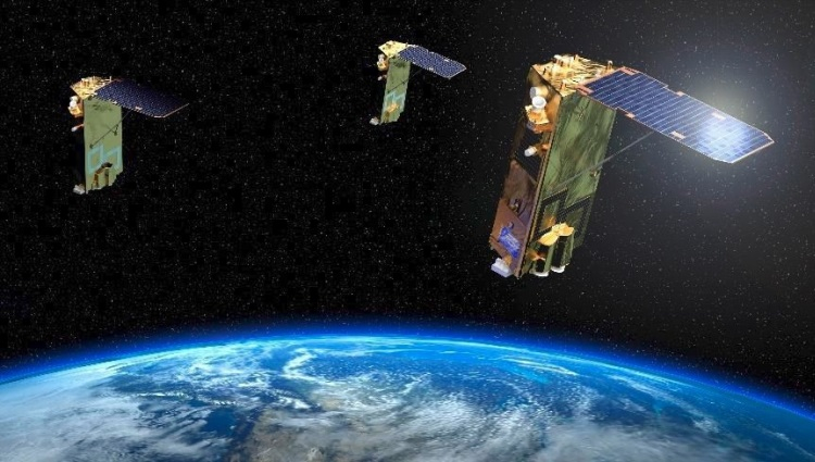 Франция запускает 3 спутника по программе CERES
