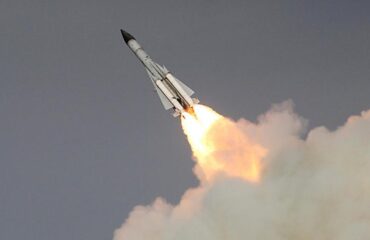 Сирийская ракета SA-5 взорвалась над пляжем Хайфы в Израиле 