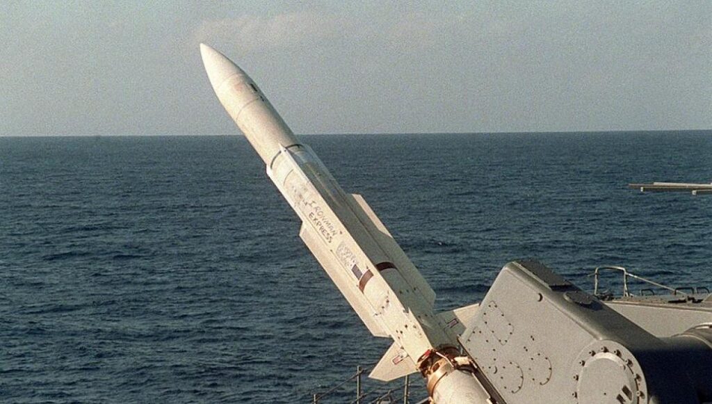 США поставляют SM-2 союзникам, кроме Греции, через кредиты FMS