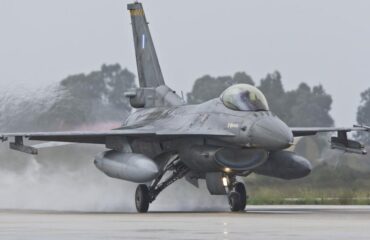 Греция: новая авария истребителя F-16 при посадке