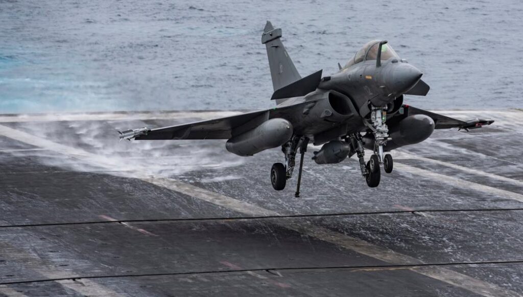 ВМС Индии планируют приобрести Rafale-M для авианосцев