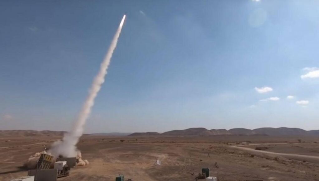 Новая иранская ракета Khaybar: дальность полета – 1450 километров