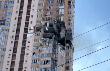 Минобороны России опровергло информацию о ракетном ударе по жилому дому в Киеве 