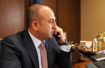 Кулеба сообщил, что “позвонил своему турецкому другу Мевлюту Чавушоглу”