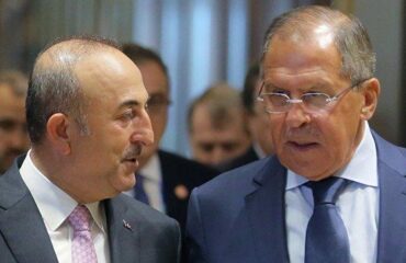 Видео: Лавров встречает Чавушоглу в Москве