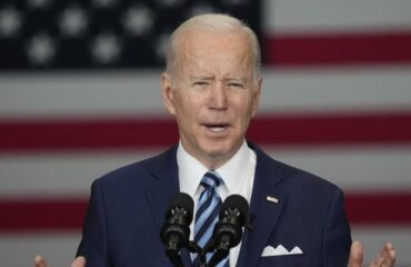 Байден встретится в Варшаве с главой украинского МИД и министром обороны Украины