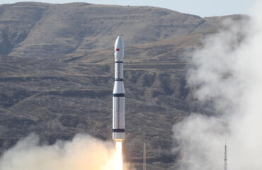 Китай запустил новую ракету-носитель “Чанчжэн-6” 