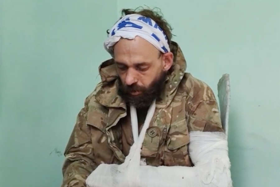 В соцсетях появилось видео допроса британского военнопленного российскими войсками