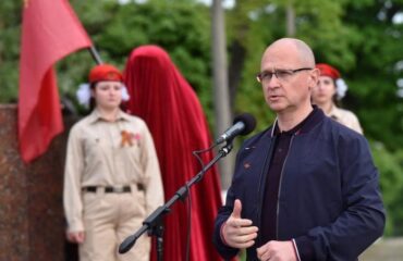 Визит высокопоставленных кремлевских чиновников в Мариуполь: «Россия вернулась сюда навсегда»