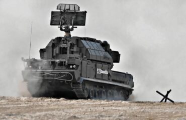 Видео: российский ТОР-М2 сбил украинский беспилотник 