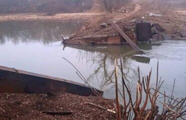 Массовым уничтожением мостов ВСУ загнали себя в угол