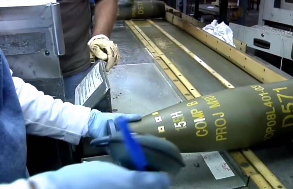 Затяжной конфликт: США построят оборонные заводы в Польше в интересах ВСУ