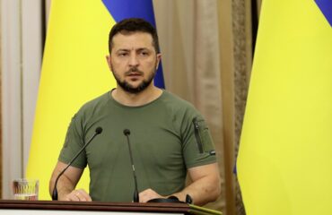 Пленный боевик «Азова»* обвинил Зеленского во лжи насчет обороны Мариуполя