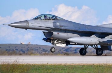 В США назвали огромным ударом для Украины крушение F-16